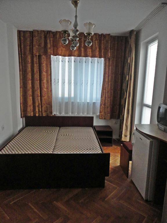 Guest Rooms Casa Luba Sveti Vlas Bilik gambar