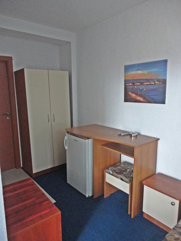Guest Rooms Casa Luba Sveti Vlas Bilik gambar