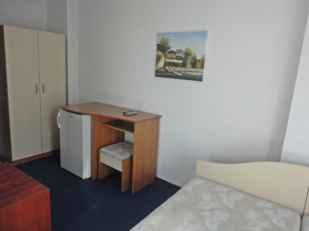 Guest Rooms Casa Luba Sveti Vlas Bilik gambar