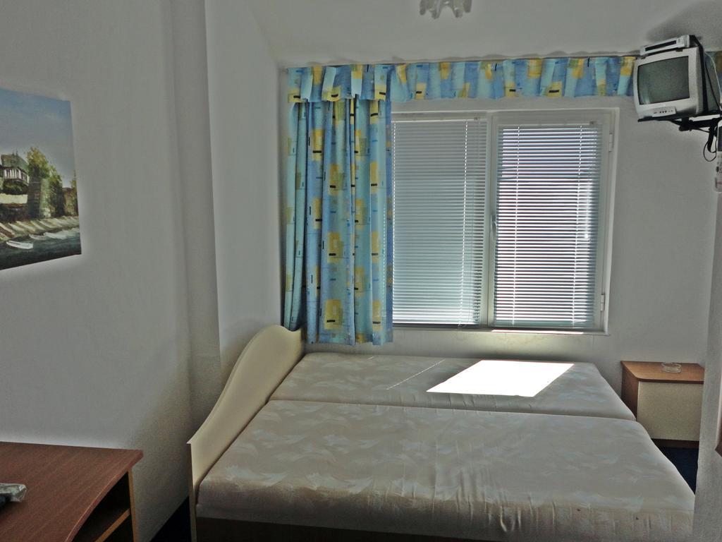 Guest Rooms Casa Luba Sveti Vlas Bilik gambar