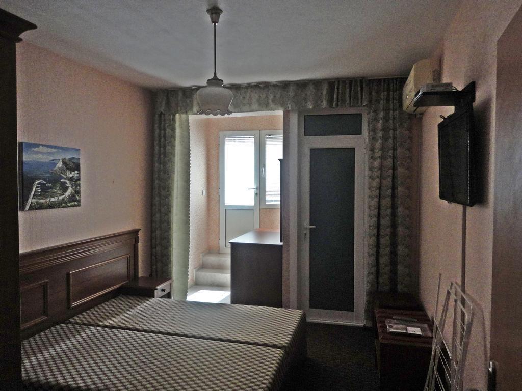 Guest Rooms Casa Luba Sveti Vlas Bilik gambar