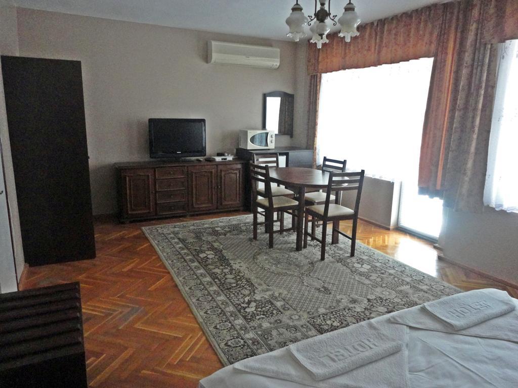Guest Rooms Casa Luba Sveti Vlas Bilik gambar