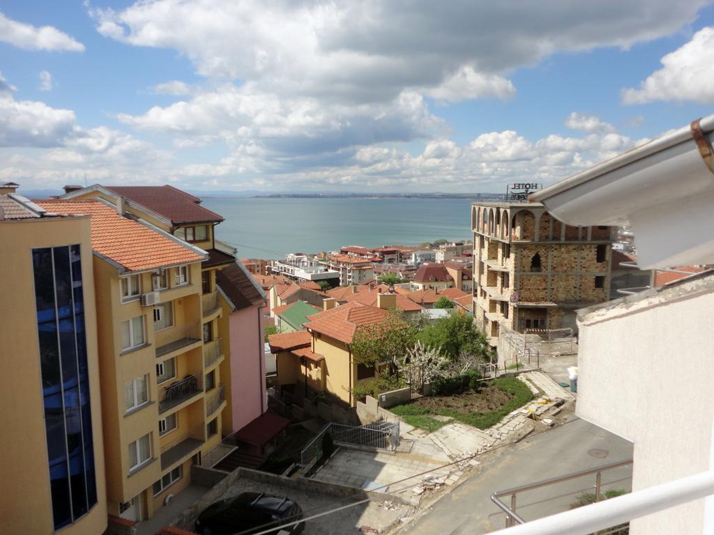 Guest Rooms Casa Luba Sveti Vlas Bilik gambar